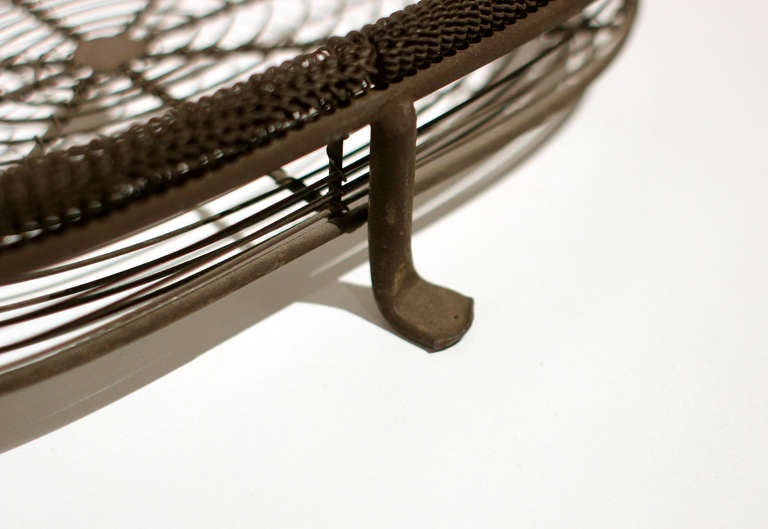 Iron Wire Serving Basket 1