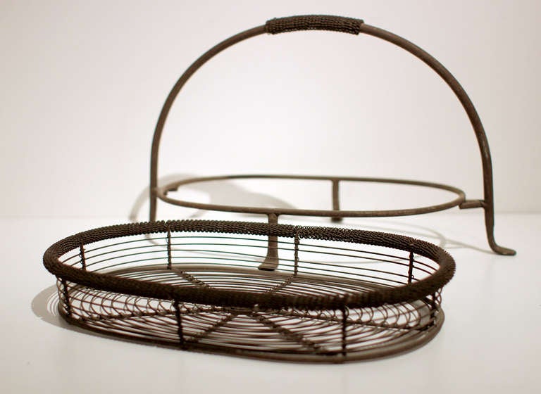 Iron Wire Serving Basket 3