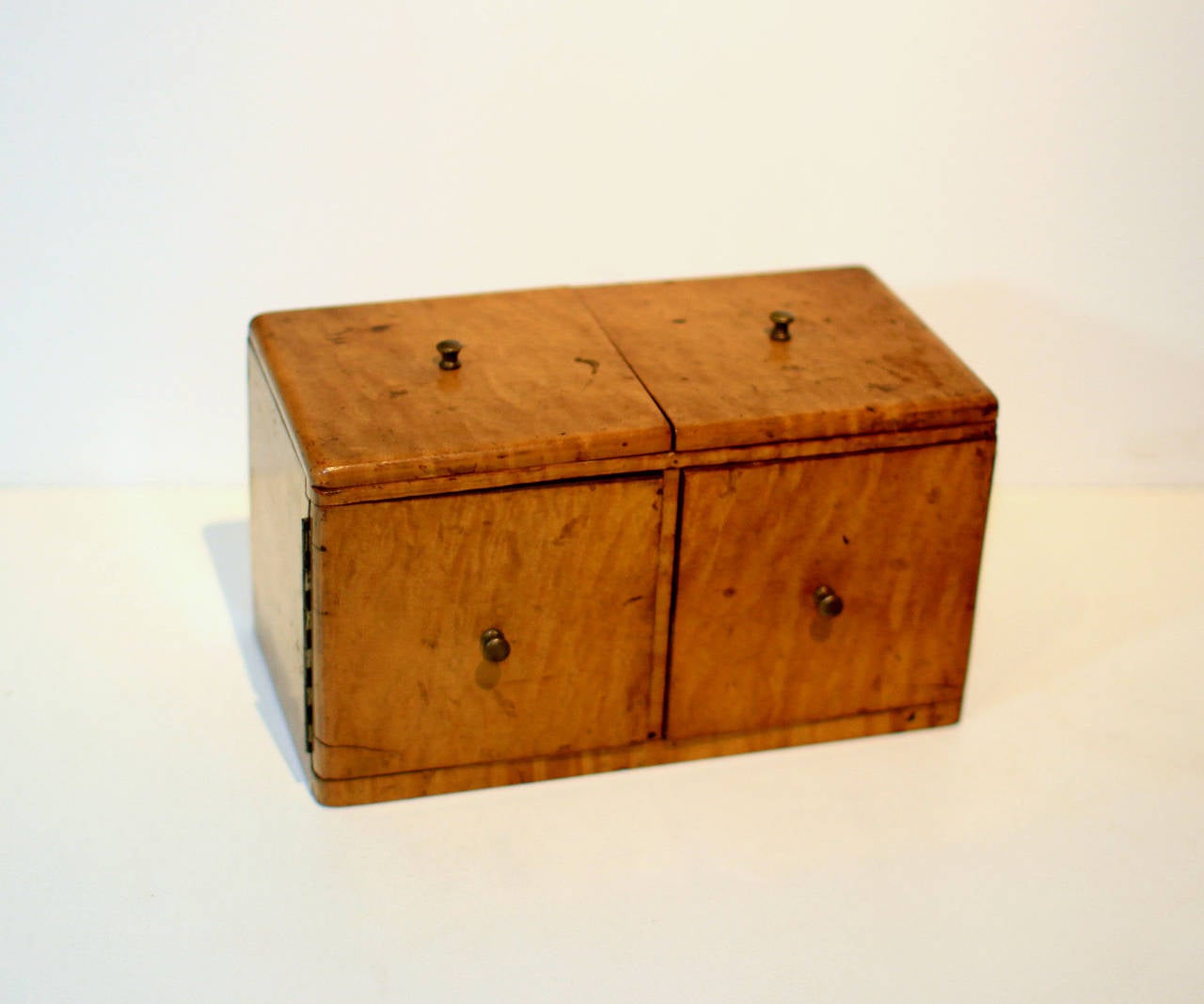 Magician's Trick Box, American, 19th Century In Excellent Condition In Philadelphia, PA
