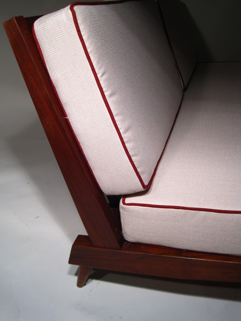 A Spindle Cushion Sofa by George Nakashima For Sale 1