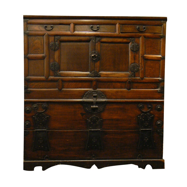 Chung-Cheong Chest at 1stDibs