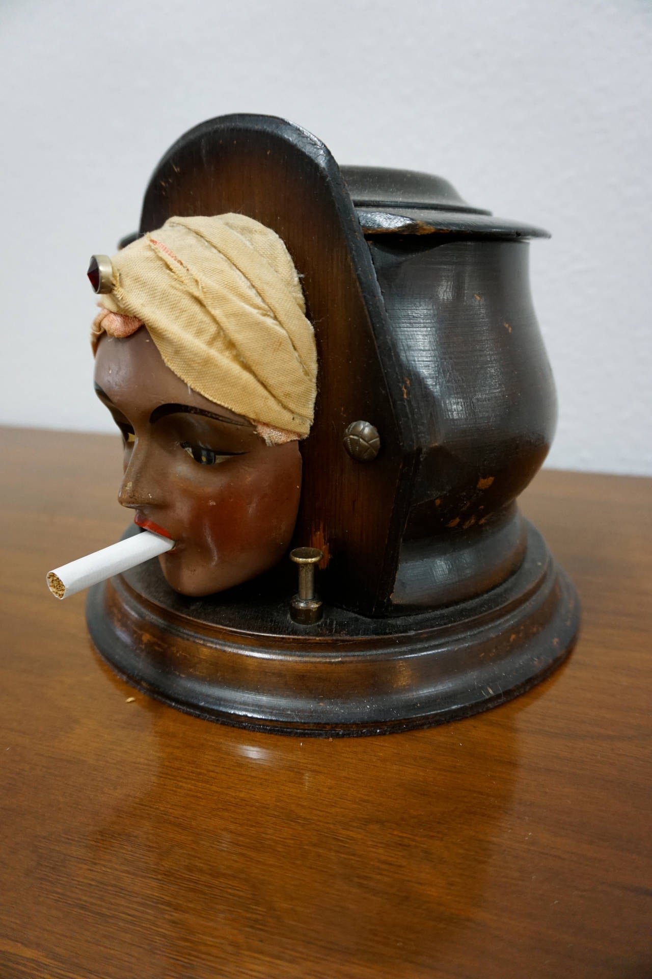 Art Deco Stylistic Nubian Cigarette Dispenser