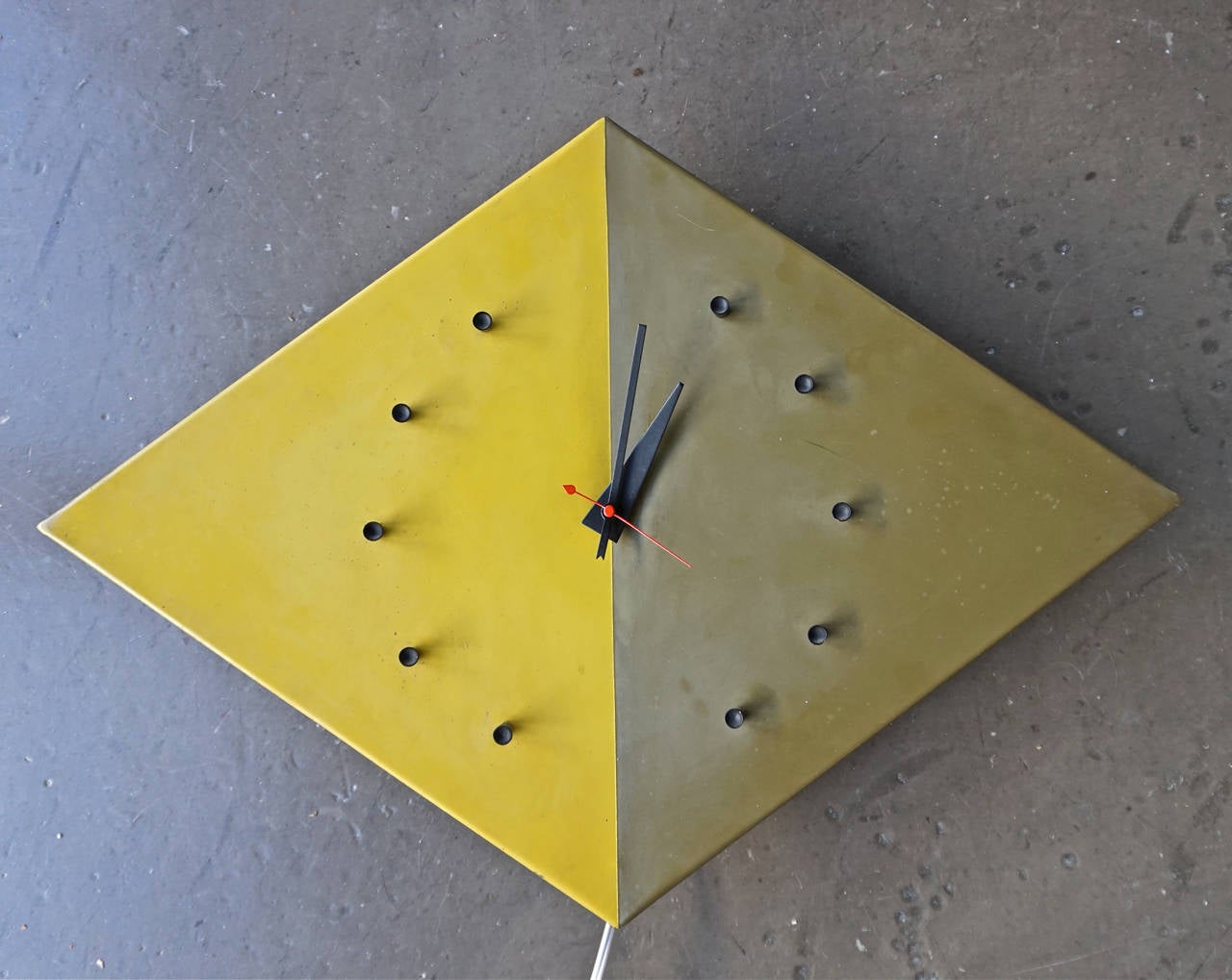 Asterisk Wall Clock by George Nelson In Excellent Condition In Cathedral City, CA