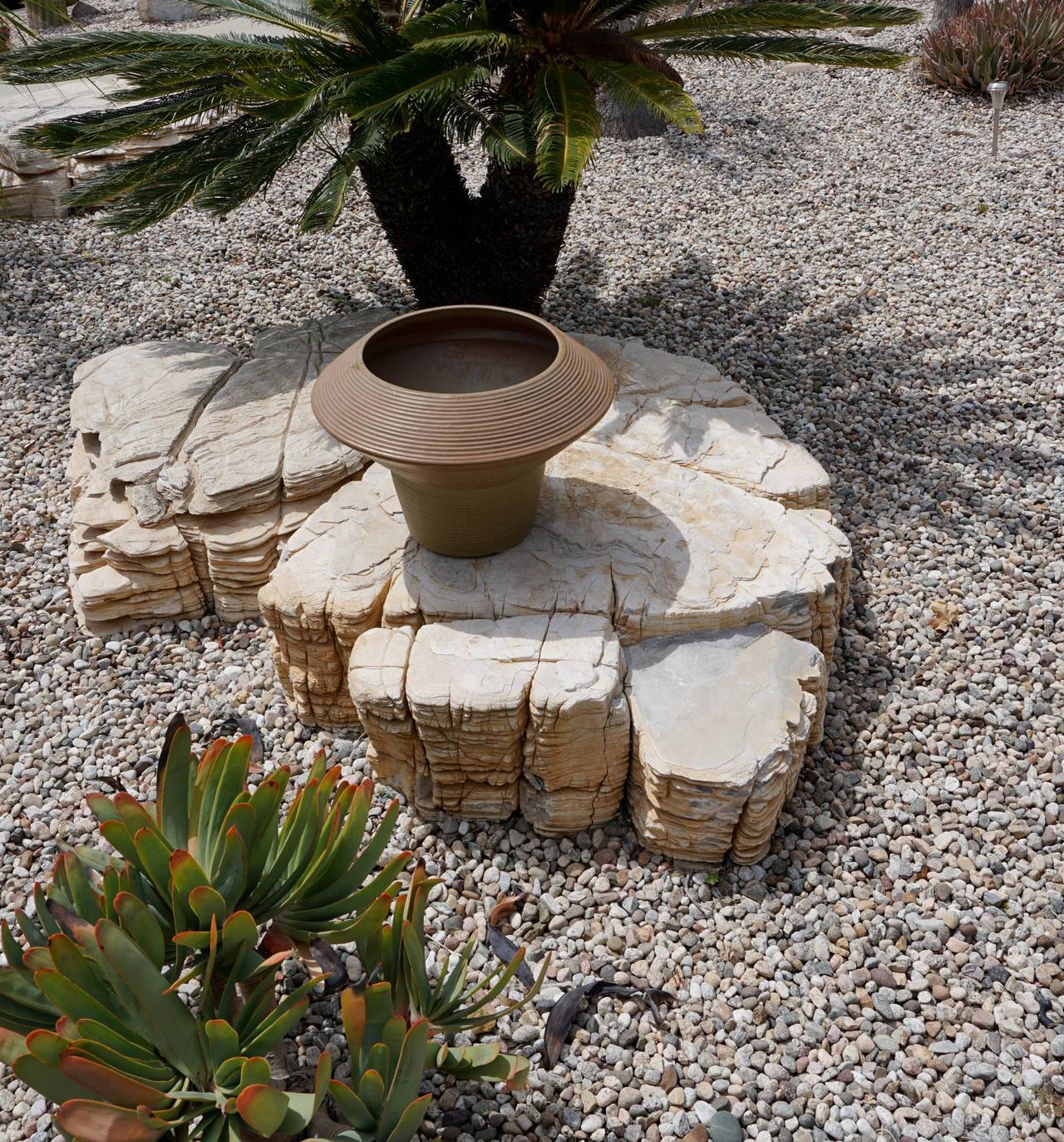 Ribbed Stoneware Planter by Zanesville Pottery In Excellent Condition In Cathedral City, CA