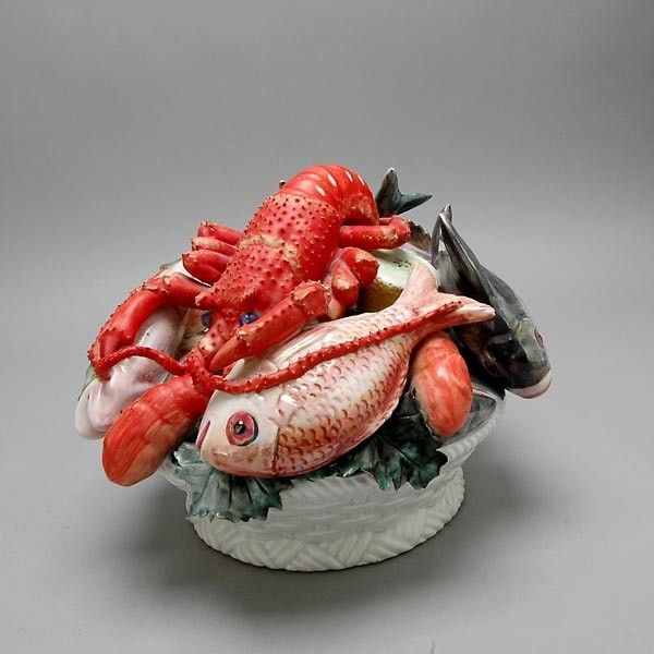 Italian Ceramic Centerpiece of Sea Creatures In Excellent Condition For Sale In Cathedral City, CA
