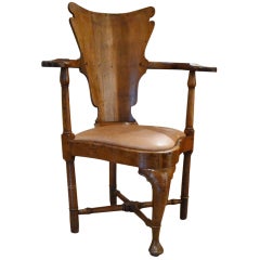 Antique 18th century Walnut Corner Chair