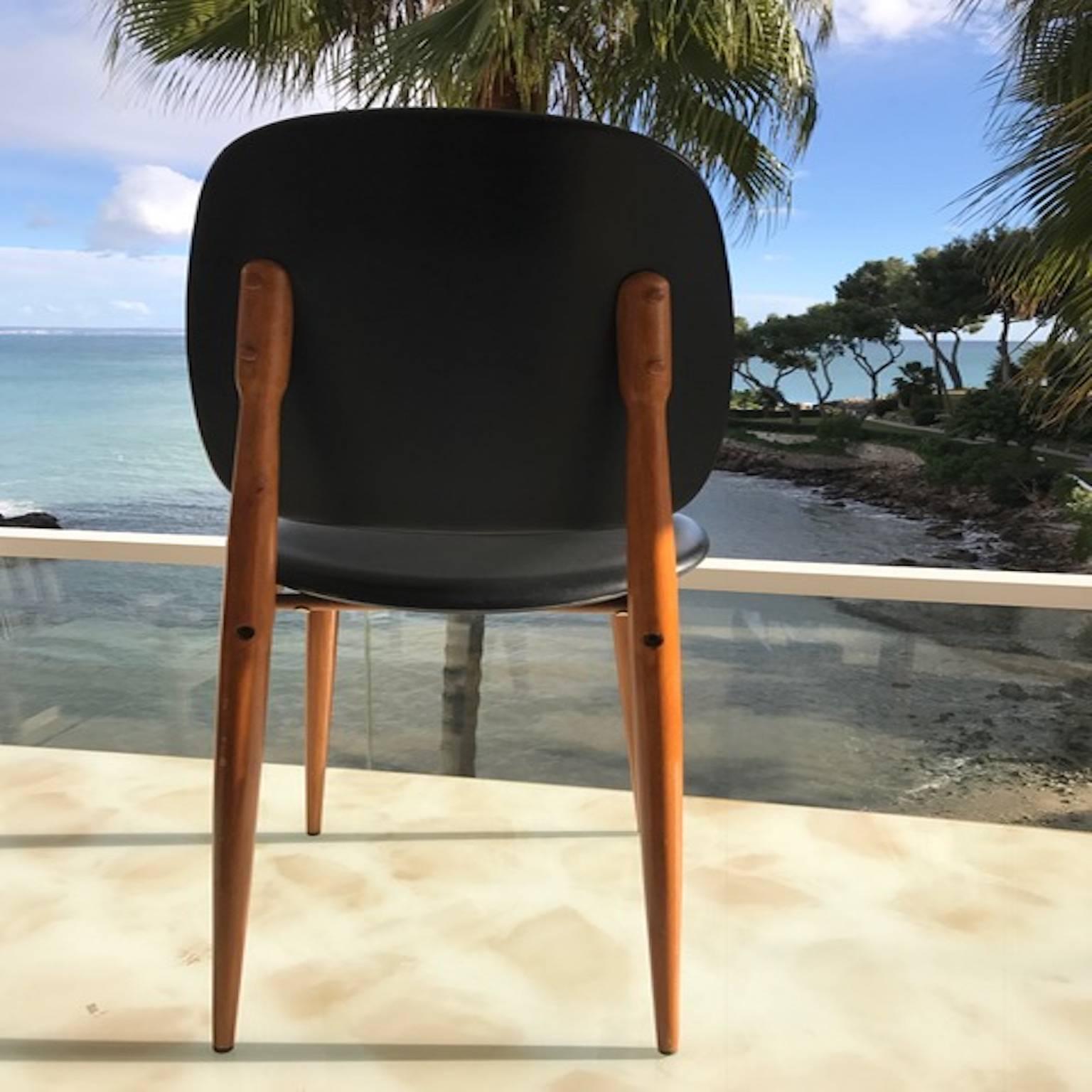 1960s Black Leather Chairs In Excellent Condition For Sale In Illetas- Mallorca, Islas Baleares