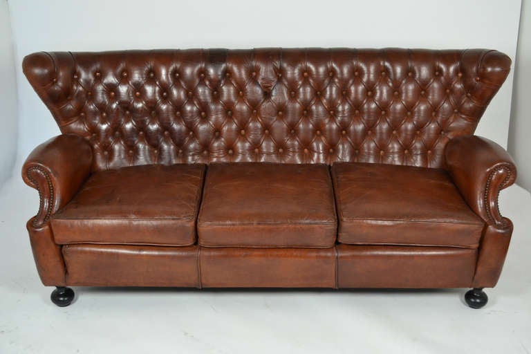 Antique Spanish Art Deco Tufted Leather Sofa 4