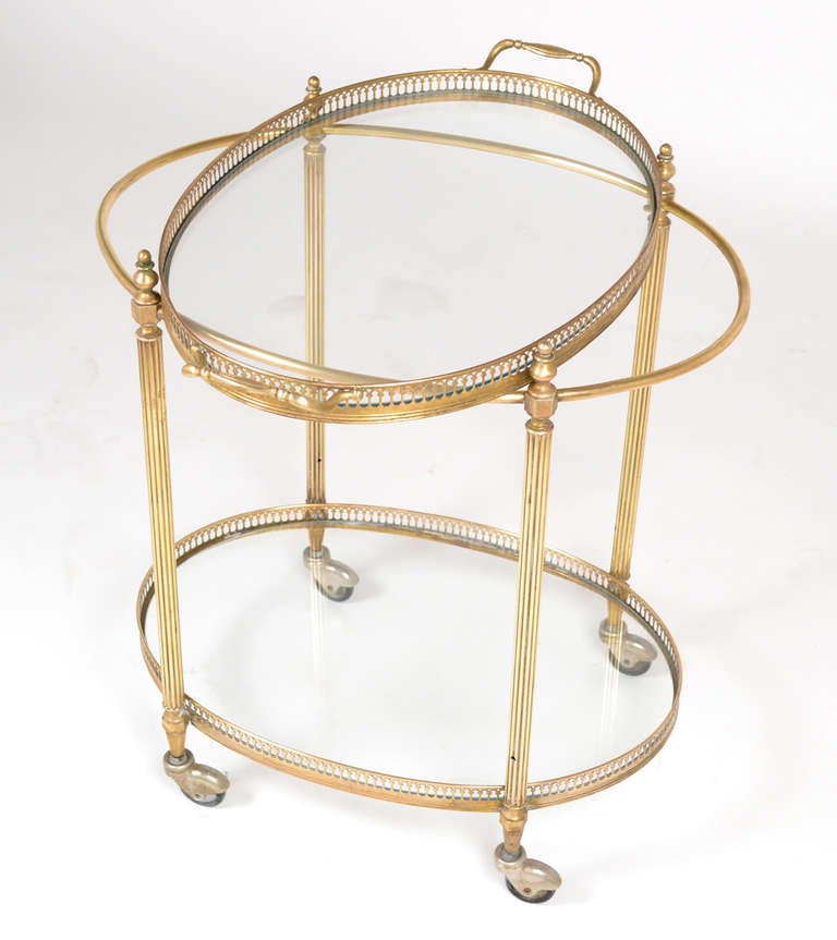 Français Chariot de bar ovale en laiton Art Déco français