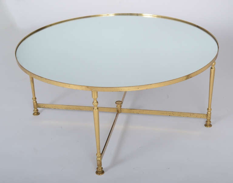 French Vintage Round Brass Coffee Table In Good Condition In Austin, TX