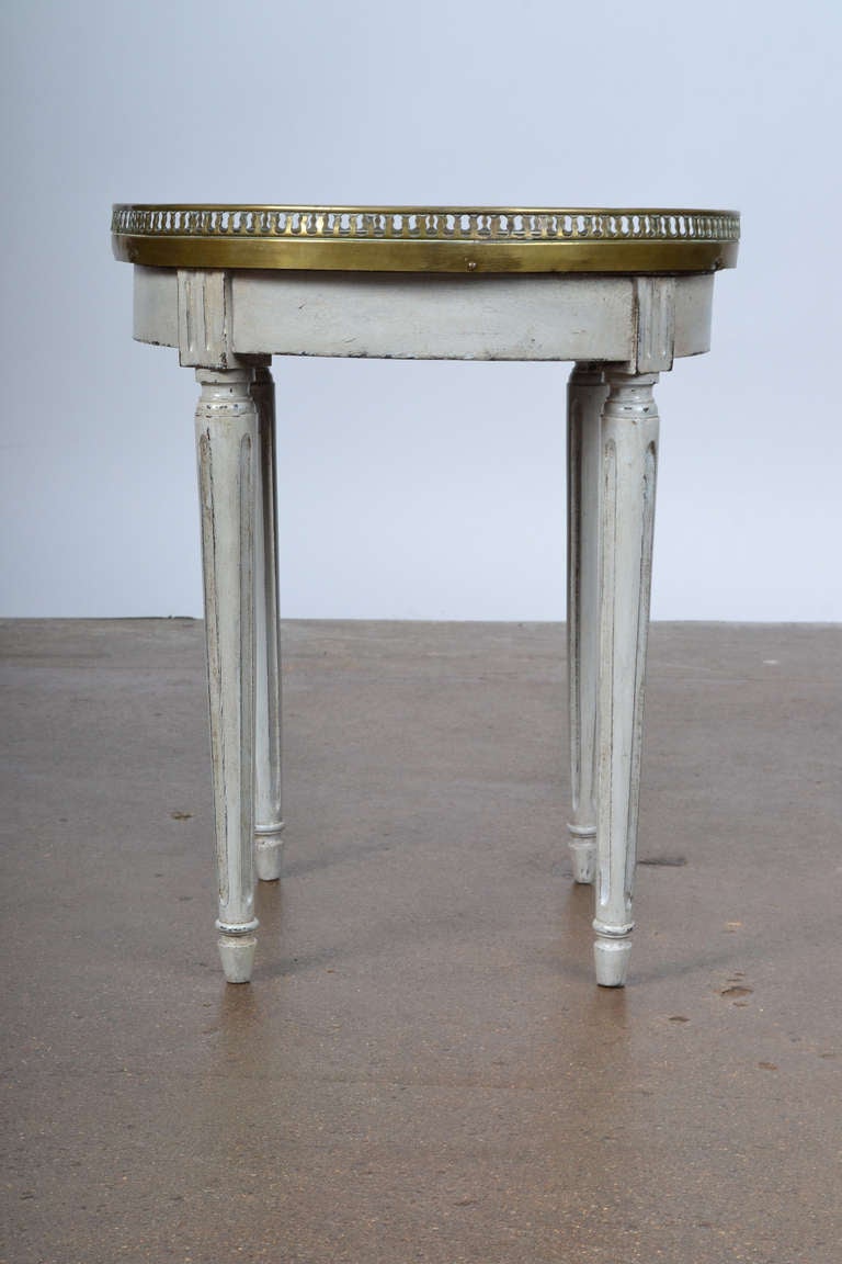 Louis XVI Marble Top Side Table In Good Condition In Austin, TX