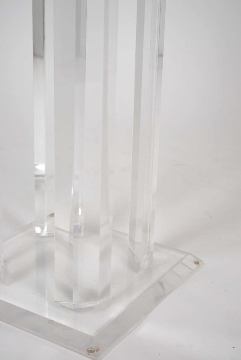Mid-20th Century Vintage Lucite Pedestal with Lamp For Sale