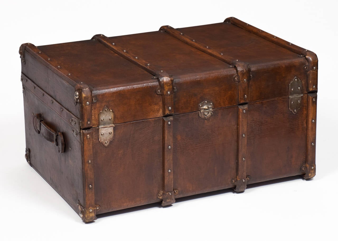 French Vintage Travel Trunk 4