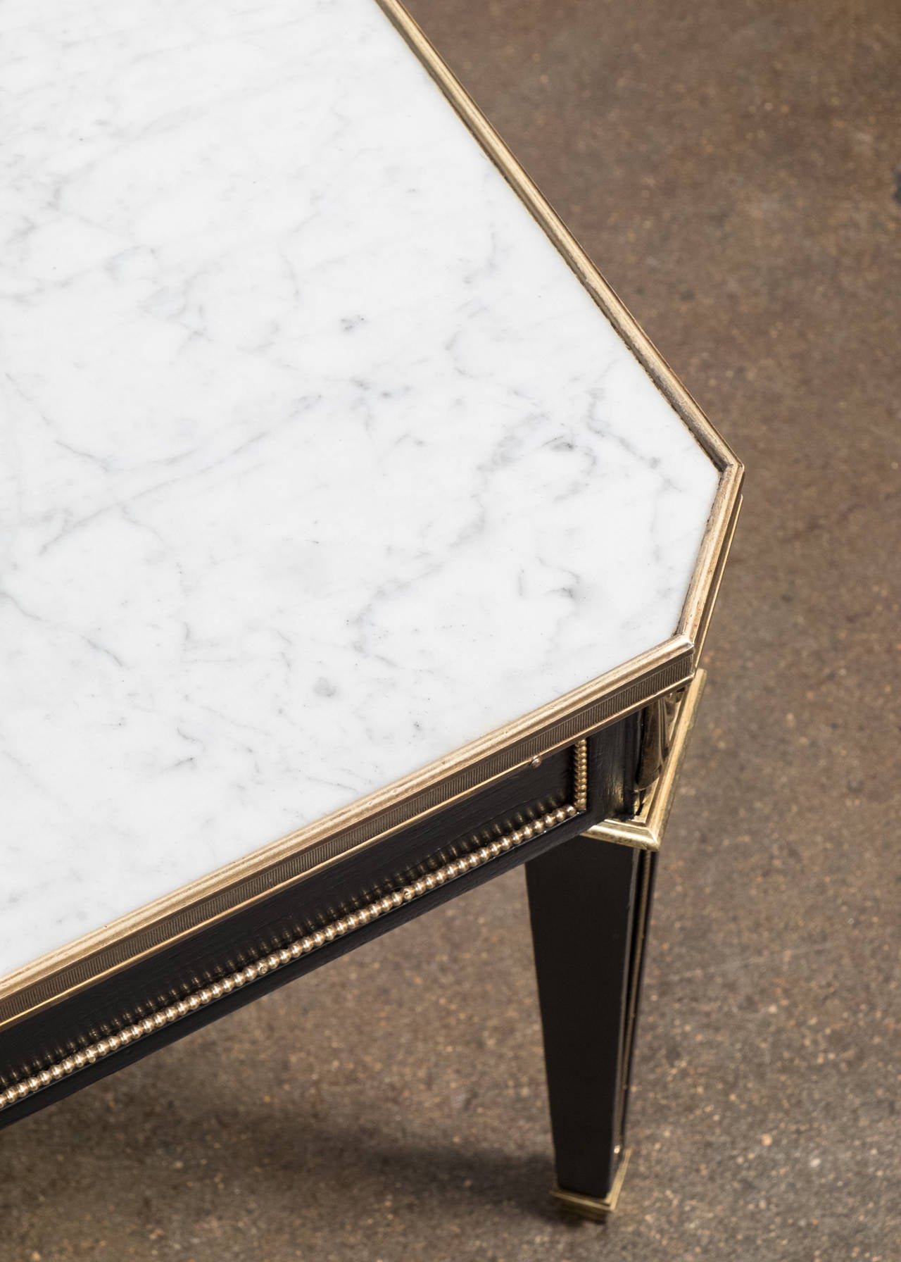 Early 20th Century French Directoire Carrara Marble-Top Coffee Table