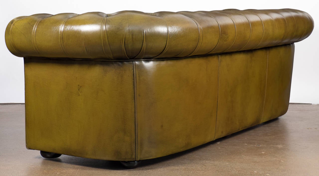 Vintage Green Leather Chesterfield Sofa In Good Condition In Austin, TX