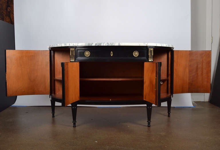 French Louis XVI Demi-Lune Buffet In Good Condition In Austin, TX