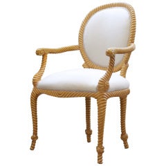 Rare fauteuil français vintage sculpté à la main