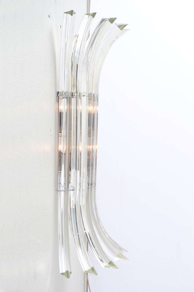 Mid-Century Modern Appliques « Curve » en verre de Murano dans le style de Venini en vente
