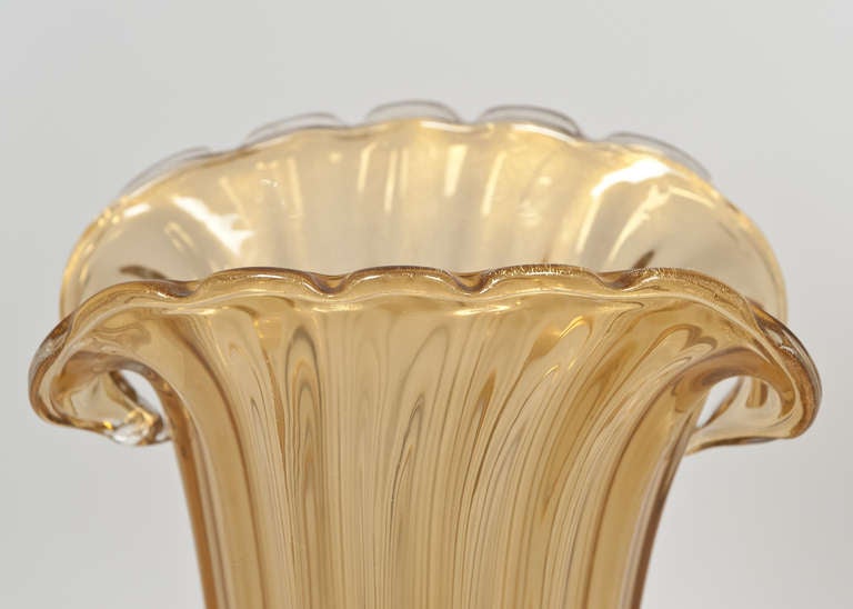 Murano Amber and Gold Glass Vase In Excellent Condition In Austin, TX