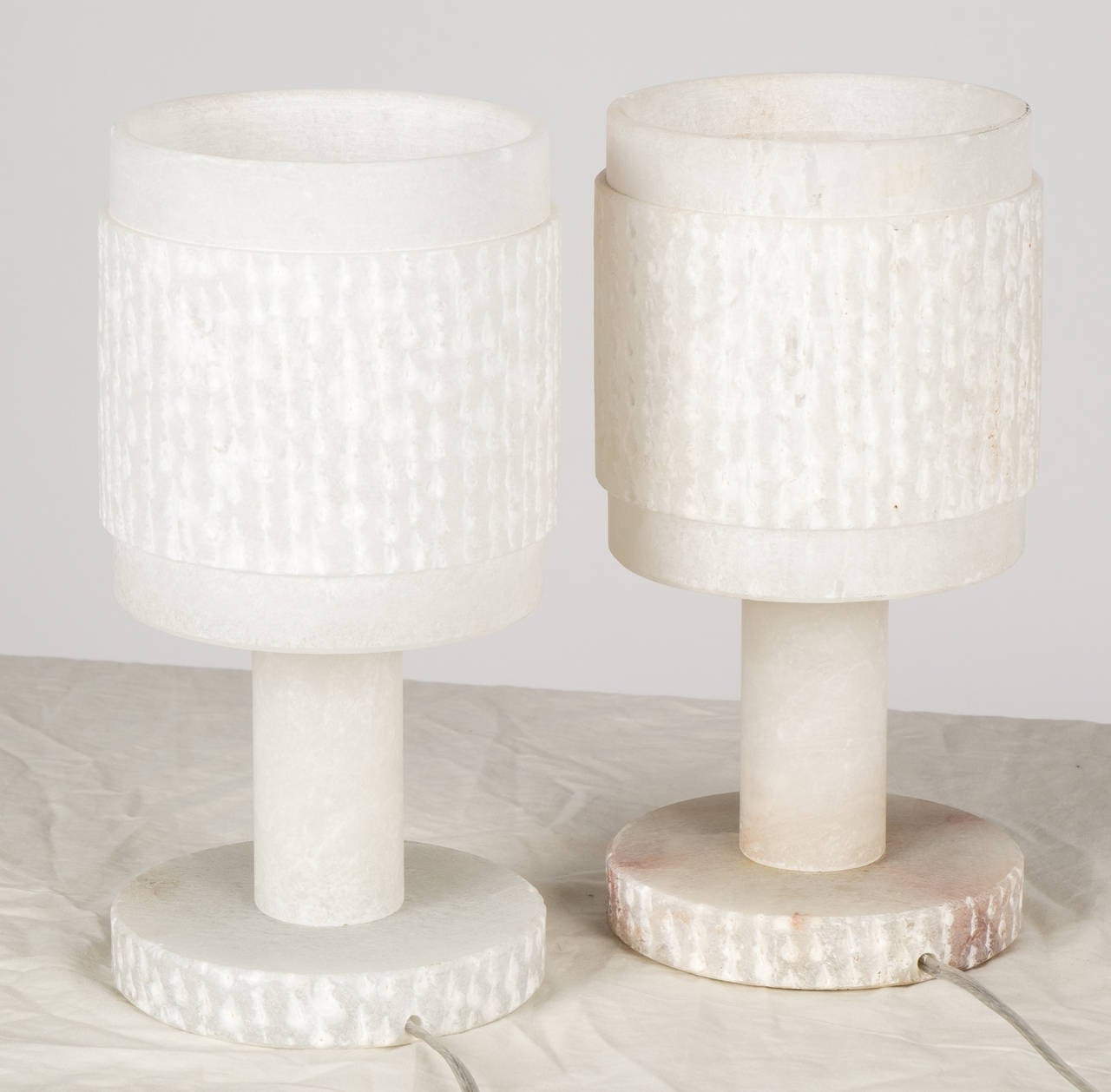 Spanish Vintage Pair of Alabaster Table Lamps 4