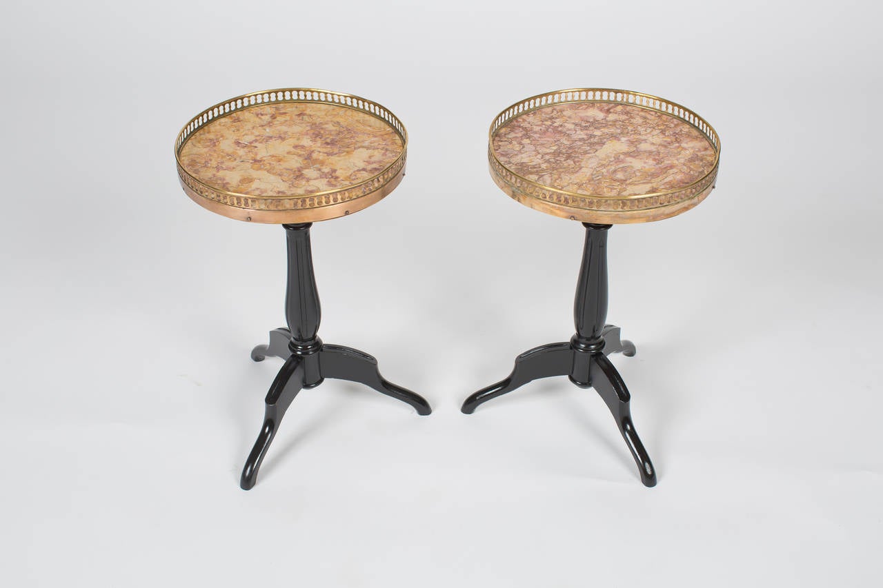 Pair of Louis XVI Tripod Side Tables In Excellent Condition In Austin, TX