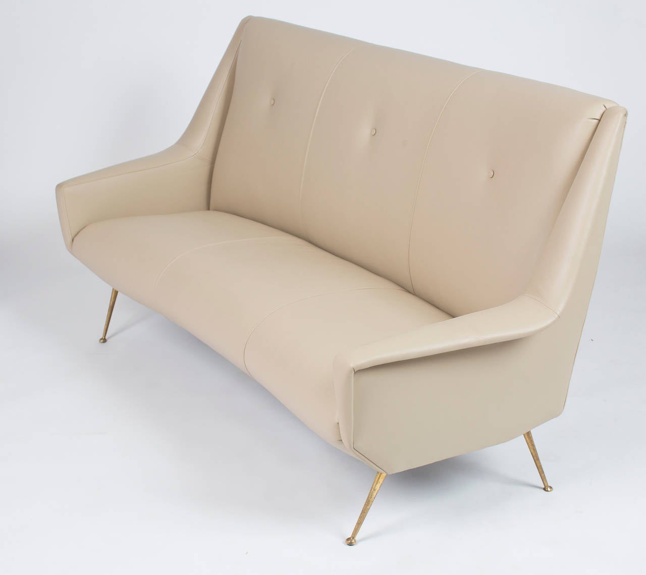 Late 20th Century Italian Mid-Century Modern Leather Sofa in the Manner of Carlo di Carli.