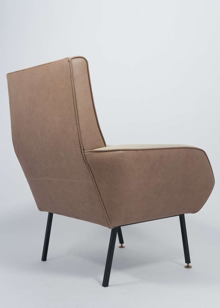 Mid-20th Century Vintage Italian Two-Tone Leather Armchairs by Carlo di Carli