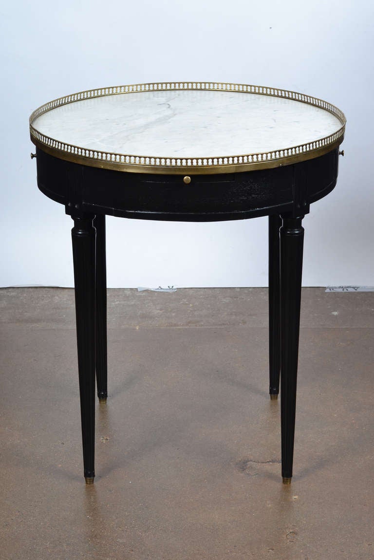 Louis XVI Carrara Marble Top Bouillotte Table In Good Condition In Austin, TX