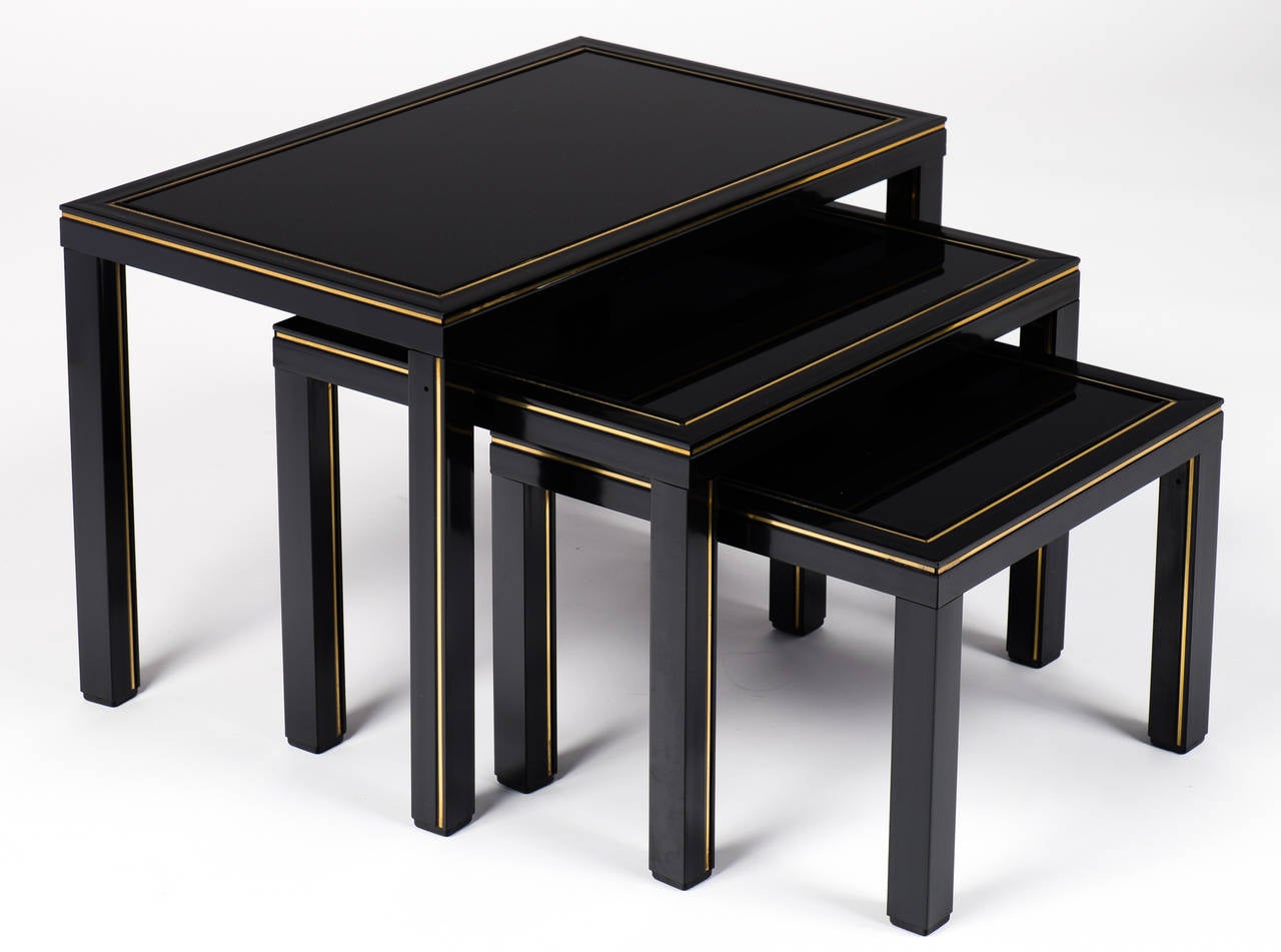 Mid-Century Modern French Vintage Set of Nesting Tables by Pierre Vandel For Sale