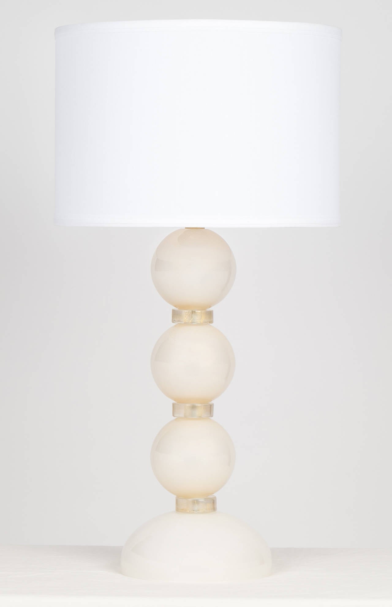 Mid-Century Modern Murano Lamps in Ivory and Gold Glass For Sale