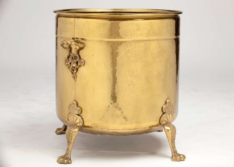 English Antique Brass Jardiniere In Good Condition In Austin, TX