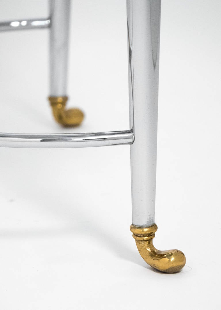 Table d'appoint vintage de style Jansen en chrome et laiton en vente 3