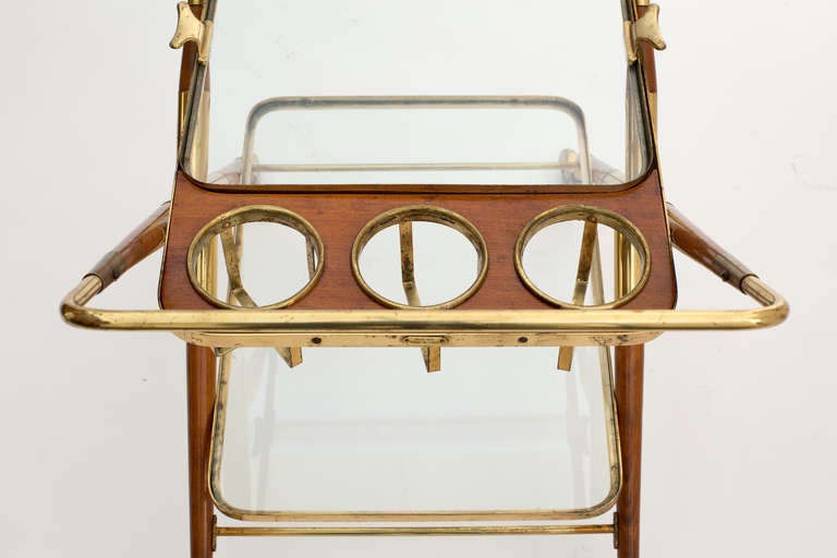 Italian Vintage Brass and Mahogany Bar Cart by Cesare Lacca In Good Condition In Austin, TX