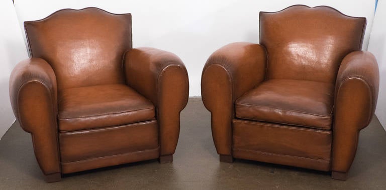French Art Deco Perfect Pair of Club Chairs In Good Condition In Austin, TX