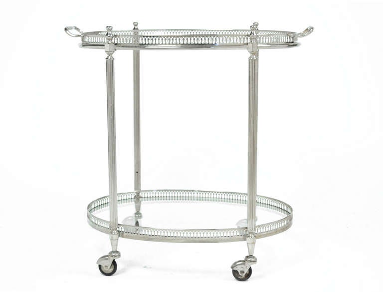 French Vintage Oval Chromed Bar Cart In Good Condition In Austin, TX