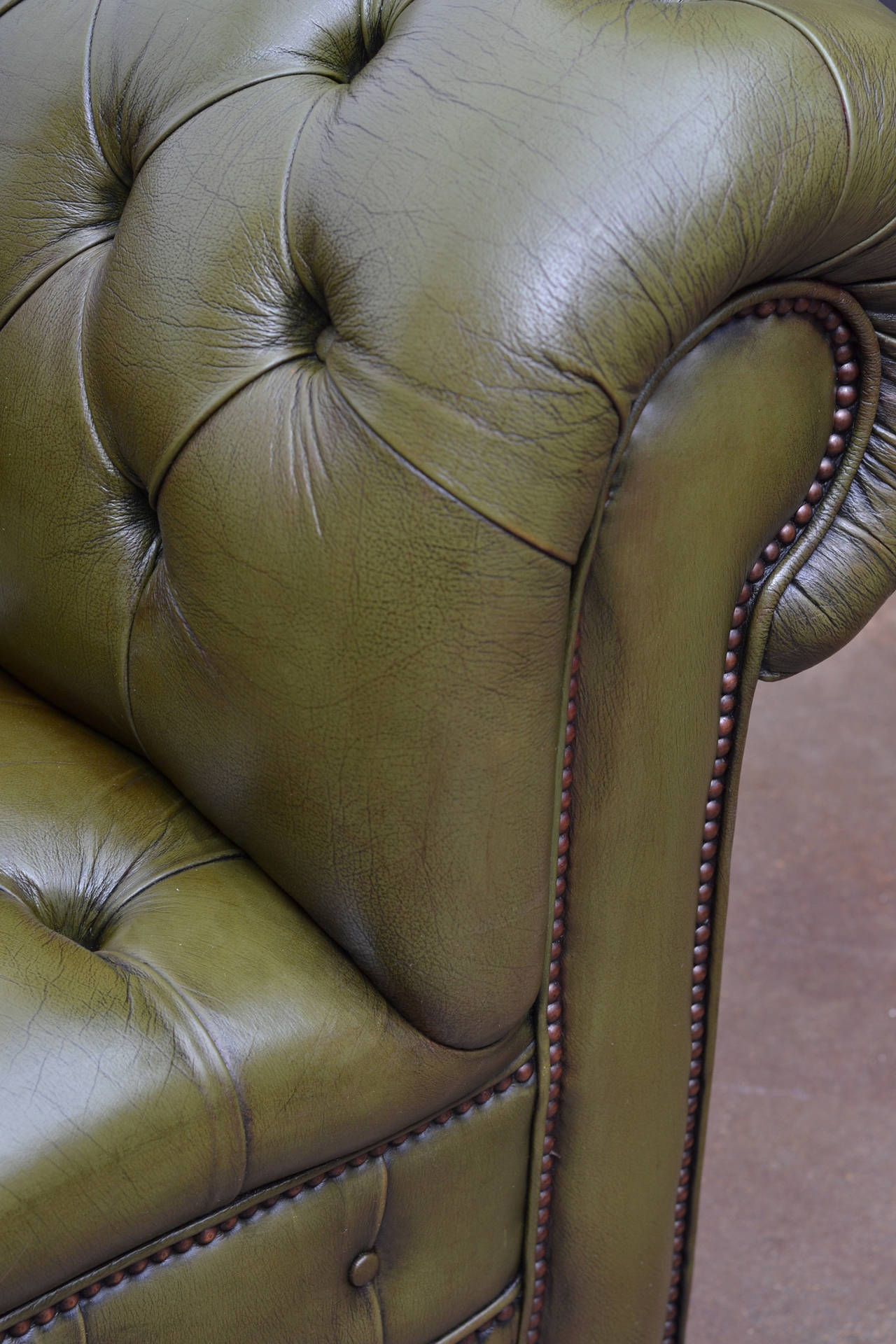 Vintage Pair of Leather Chesterfield Club Chairs at 1stDibs