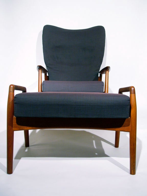 FINAL SALE, NO FURTHER DISCOUNTS.      teak, upholstered foam structure.