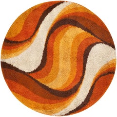 Schwedischer Vintage-Deco-Teppich von Verner Panton. Größe: 4 ft 1 in x 4 ft 1 in