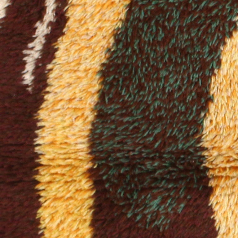 Vintage Round Swedish Rya Rug For Sale at 1stdibs