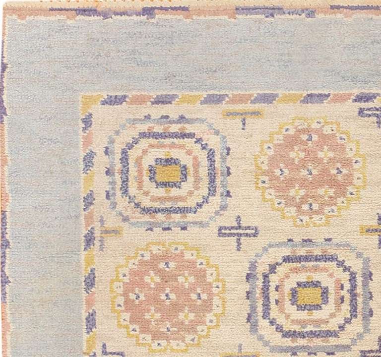 Ideal for a delicate, subtly styled space, this timeless Swedish pile carpet, or matta flossa, features Marta Maas-Fjetterstrom's charming 1931 design entitled 