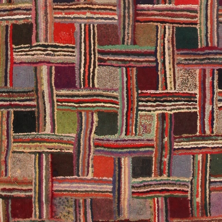 Early American Hooked Rug For Sale at 1stdibs