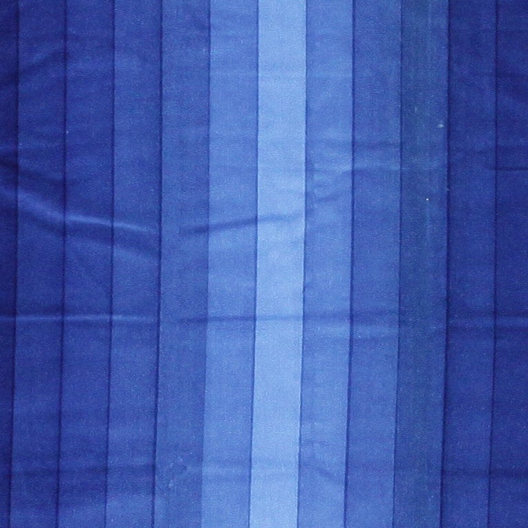 Vintage Verner Panton Textile, Denmark, Mid 20th Century. Size: 3 ft 10 in x 3 ft 10 in (1.17 m x 1.17 m)

Designed by revered mid-century modernist Verner Panton, this textile features rich shades of blue that range from a dark midnight to a pale