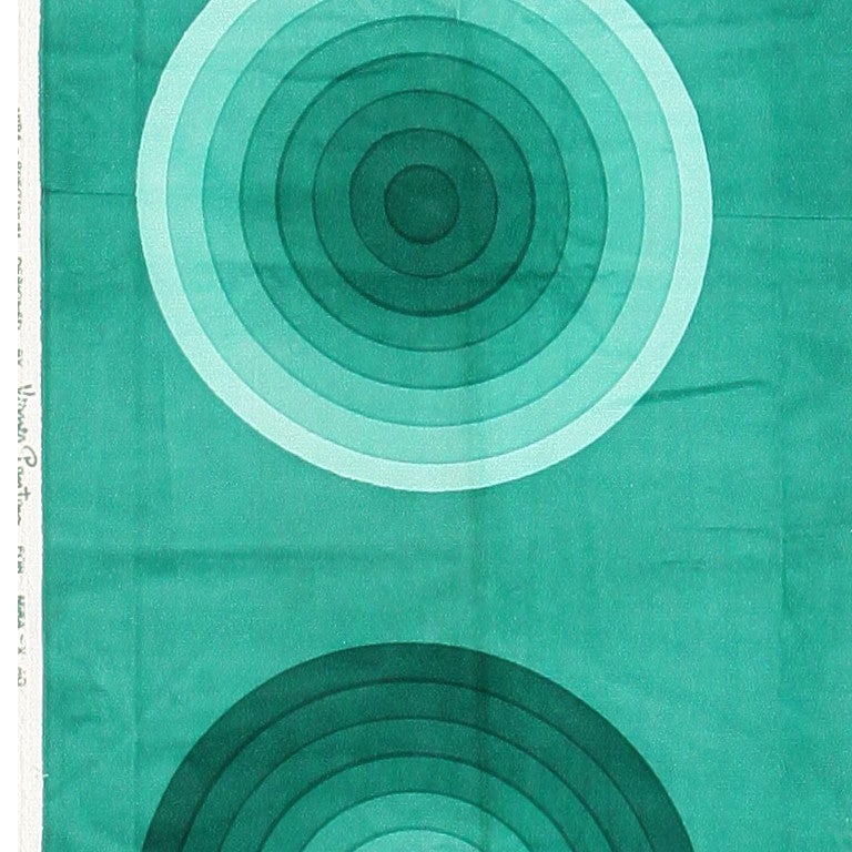 Mid-Century Modern Vintage Verner Panton Kreis 'Spectrum' Textile. Size: 3 ft 10 in x 3 ft 10 in