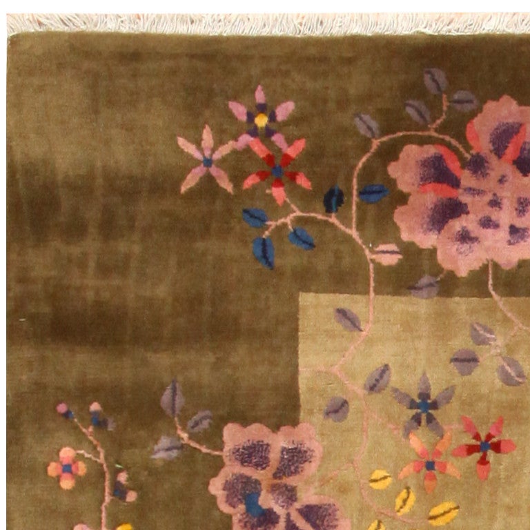 20th Century Beautiful Antique Chinese Carpet