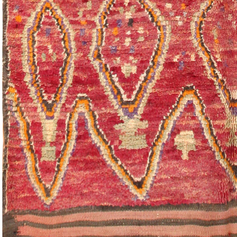 Hand-Knotted Primitive Vintage Moroccan Rug. 4 ft 5 in x 13 ft 10 in For Sale
