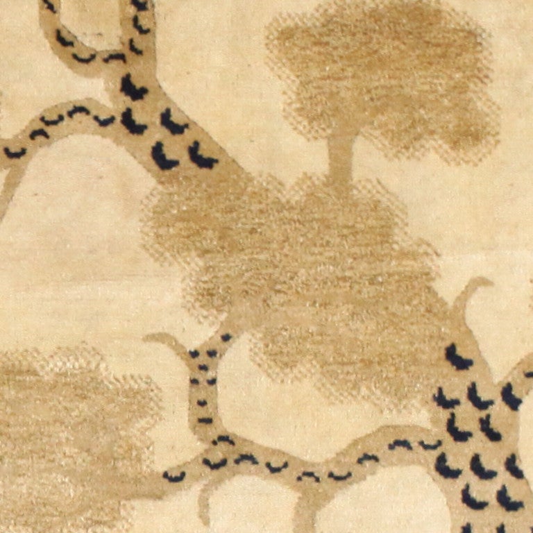 Chinoiserie Antique Chinese Animal Scene Carpet