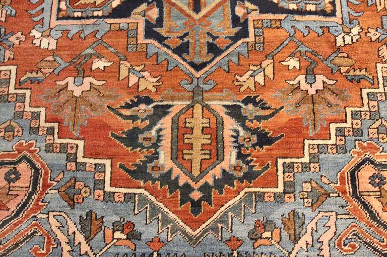 Antique Heriz Rug In Good Condition In New York, NY