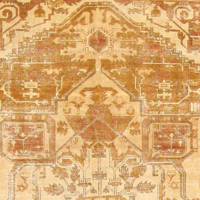 Wool Antique Shabby Chic Indian Agra Rug