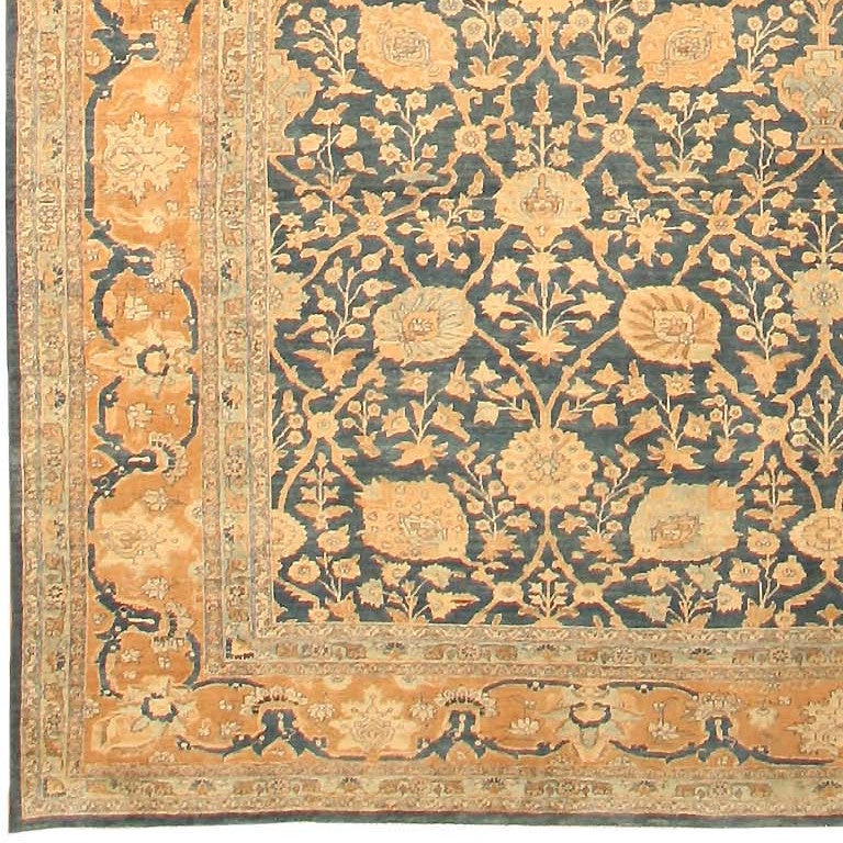 Antique Oriental Tabriz Persian Rug or Carpet In Good Condition In New York, NY
