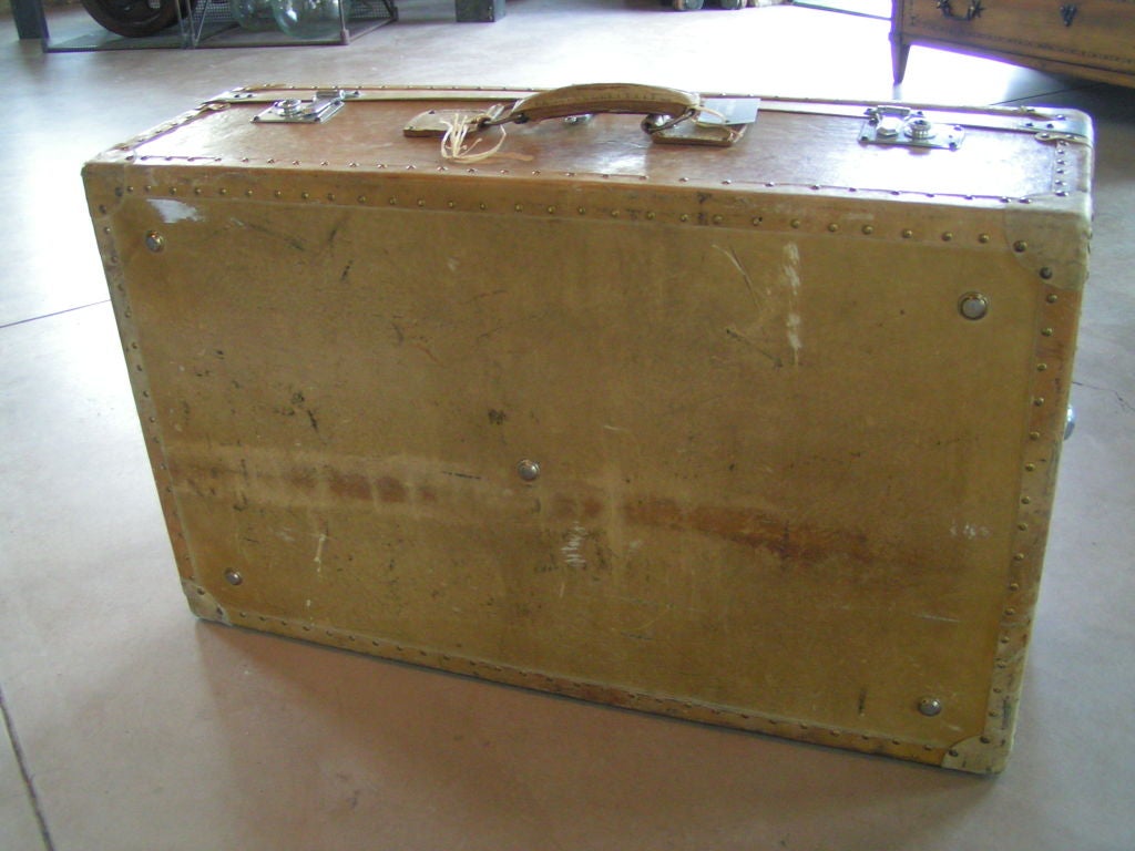 1940's Cream Colored Trunk
